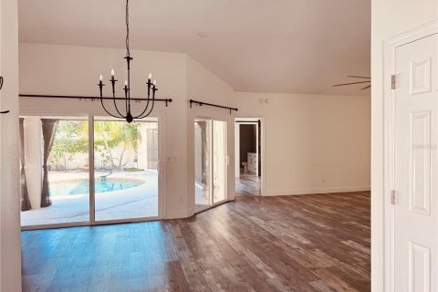 House in Orlando, Florida 3 bedrooms, 172.05 sq.m. № 1718047 - photo 6
