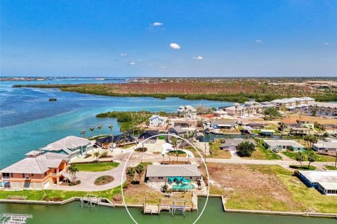 House in Englewood, Florida 3 bedrooms, 170.29 sq.m. № 1681219 - photo 8
