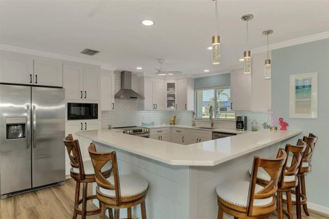 House in Englewood, Florida 3 bedrooms, 170.29 sq.m. № 1681219 - photo 27