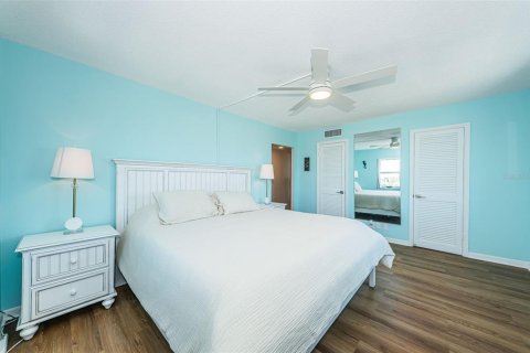 Condominio en venta en Saint Pete Beach, Florida, 2 dormitorios, 105.07 m2 № 1578422 - foto 19