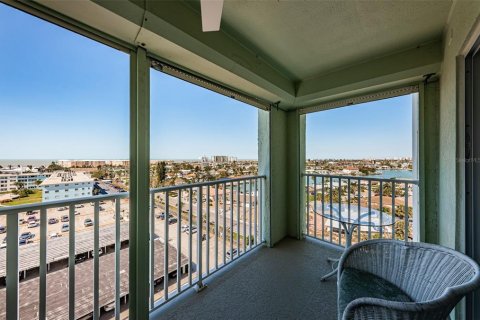 Condominio en venta en Saint Pete Beach, Florida, 2 dormitorios, 105.07 m2 № 1578422 - foto 16