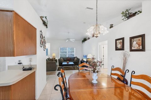 House in Port Charlotte, Florida 3 bedrooms, 121.98 sq.m. № 1847247 - photo 16