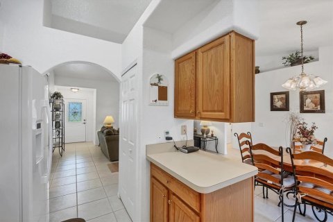 House in Port Charlotte, Florida 3 bedrooms, 121.98 sq.m. № 1847247 - photo 13