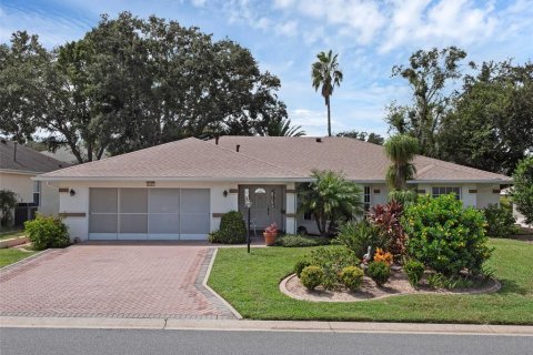 House in Leesburg, Florida 3 bedrooms, 203.36 sq.m. № 1919497 - photo 1