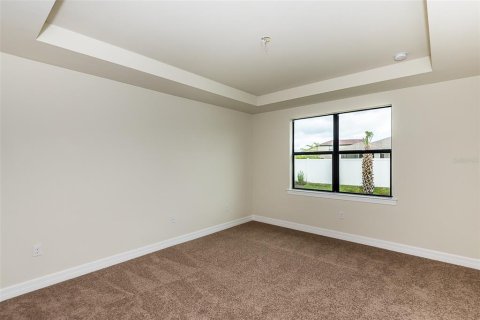 House in North Port, Florida 3 bedrooms, 153.66 sq.m. № 2225989 - photo 19