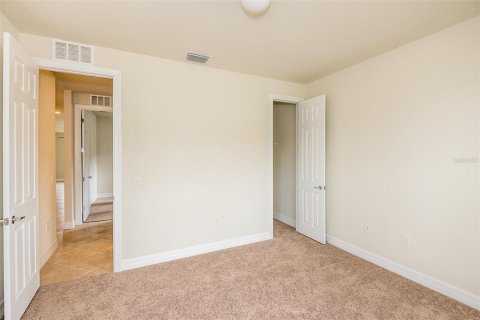House in North Port, Florida 3 bedrooms, 153.66 sq.m. № 2225989 - photo 6