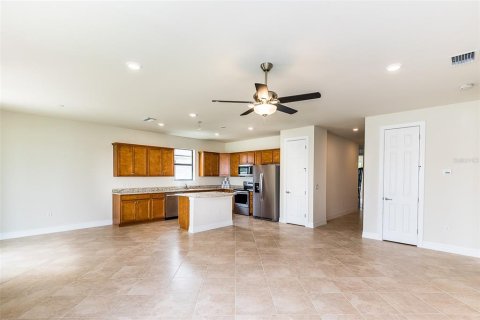House in North Port, Florida 3 bedrooms, 153.66 sq.m. № 2225989 - photo 25