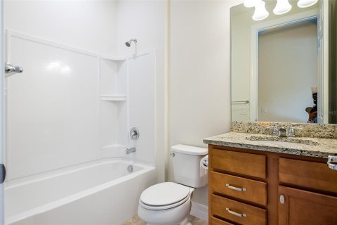 House in North Port, Florida 3 bedrooms, 153.66 sq.m. № 2225989 - photo 7