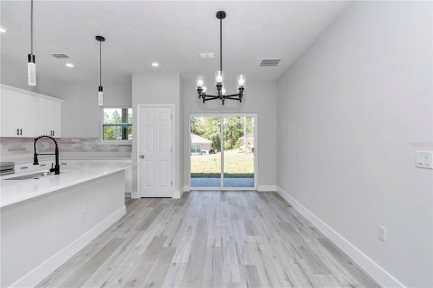 Villa ou maison à vendre à Citrus Springs, Floride: 3 chambres, 142.05 m2 № 1643183 - photo 17