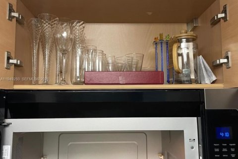 Снять в аренду квартиру в Майами, Флорида 1 спальня, 73.49м2, № 2005112 - фото 13