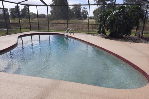 Casa en alquiler en Apollo Beach, Florida, 4 dormitorios, 179.3 m2 № 1277552 - foto 13