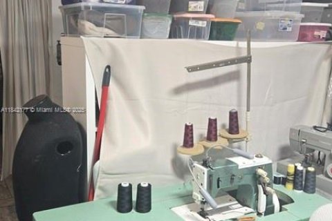 Immobilier commercial à vendre à Plantation, Floride № 2019094 - photo 17