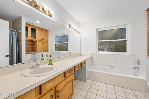 Villa ou maison à vendre à Ormond Beach, Floride: 3 chambres, 209.49 m2 № 2360865 - photo 20
