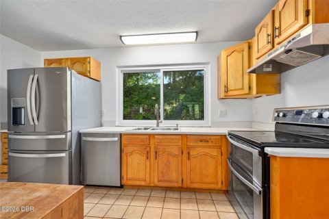 Villa ou maison à vendre à Ormond Beach, Floride: 3 chambres, 209.49 m2 № 2360865 - photo 10