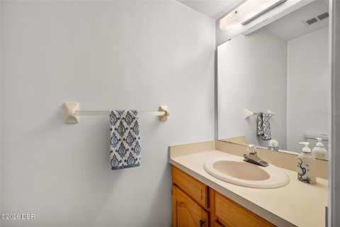 Villa ou maison à vendre à Ormond Beach, Floride: 3 chambres, 209.49 m2 № 2360865 - photo 24