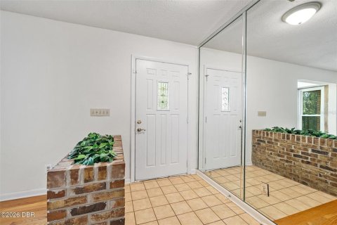 Villa ou maison à vendre à Ormond Beach, Floride: 3 chambres, 209.49 m2 № 2360865 - photo 5