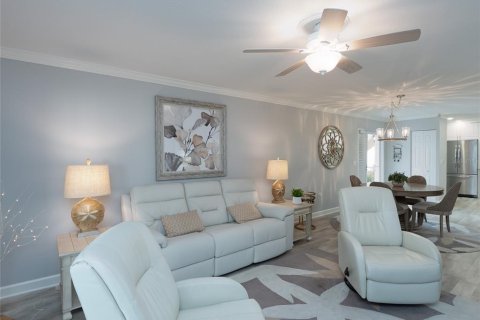Condo in Bradenton, Florida, 2 bedrooms  № 2142291 - photo 12