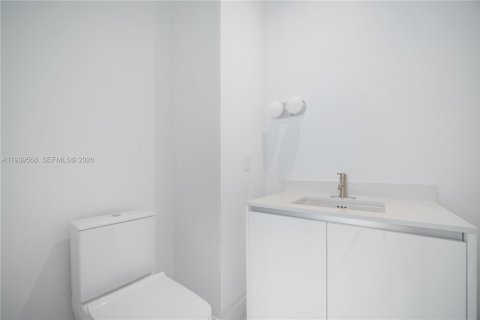 Купить кондоминиум в Майами, Флорида 3 спальни, № 1997589 - фото 28