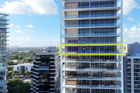 Купить кондоминиум в Майами, Флорида 3 спальни, № 1997589 - фото 4