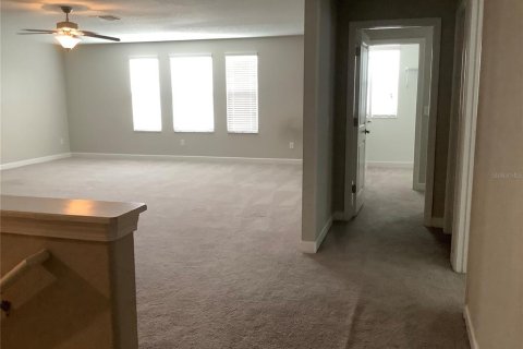 Casa en venta en Land O' Lakes, Florida, 5 dormitorios, 350.52 m2 № 1558109 - foto 23