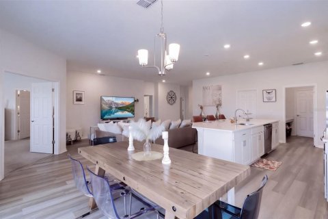 Villa ou maison à vendre à Davenport, Floride: 4 chambres, 191.56 m2 № 2411606 - photo 11