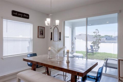 Villa ou maison à vendre à Davenport, Floride: 4 chambres, 191.56 m2 № 2411606 - photo 12