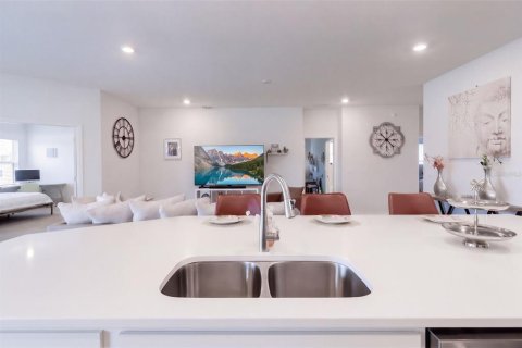 Villa ou maison à vendre à Davenport, Floride: 4 chambres, 191.56 m2 № 2411606 - photo 14