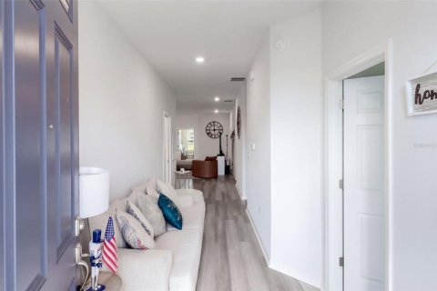 Villa ou maison à vendre à Davenport, Floride: 4 chambres, 191.56 m2 № 2411606 - photo 3