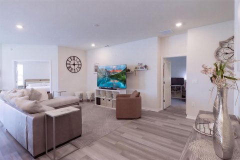 Villa ou maison à vendre à Davenport, Floride: 4 chambres, 191.56 m2 № 2411606 - photo 6