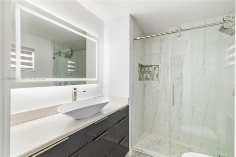 Снять в аренду кондоминиум в Хайалиа, Флорида 2 спальни, 91.97м2, № 1988255 - фото 22