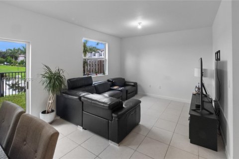Touwnhouse à vendre à Lauderhill, Floride: 3 chambres, 151.99 m2 № 2025399 - photo 13