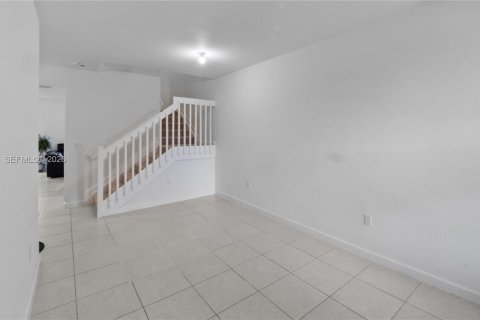 Touwnhouse à vendre à Lauderhill, Floride: 3 chambres, 151.99 m2 № 2025399 - photo 9