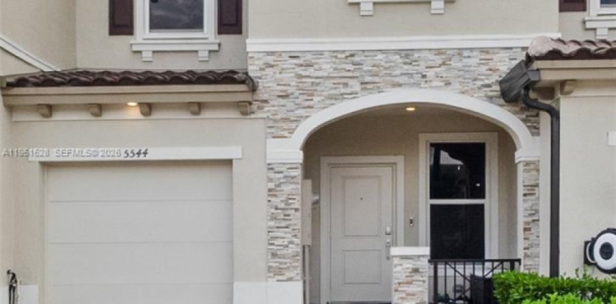 Touwnhouse à Lauderhill, Floride 3 chambres, 151.99 m2 № 2025399