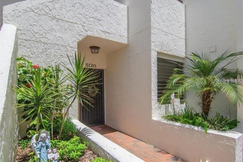 Condominio en alquiler en Sarasota, Florida, 2 dormitorios, 130.81 m2 № 1847354 - foto 3