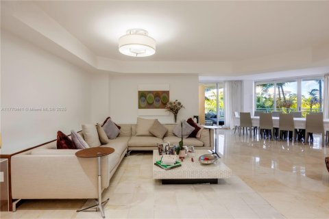 Condominio en venta en Key Biscayne, Florida, 3 dormitorios, 287.16 m2 № 2066208 - foto 7
