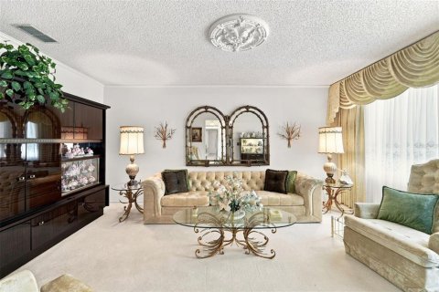 Villa ou maison à vendre à Orlando, Floride: 3 chambres, 204.66 m2 № 2318684 - photo 15