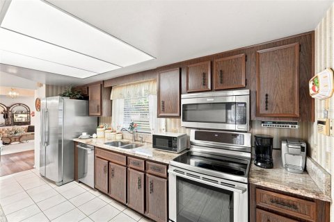 Villa ou maison à vendre à Orlando, Floride: 3 chambres, 204.66 m2 № 2318684 - photo 8