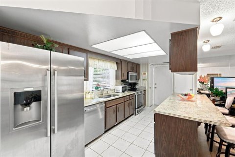 Villa ou maison à vendre à Orlando, Floride: 3 chambres, 204.66 m2 № 2318684 - photo 9