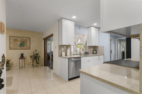 Villa ou maison à vendre à Tamarac, Floride: 2 chambres, 156.26 m2 № 2416137 - photo 21