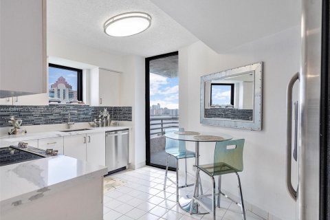 Купить кондоминиум в Авентура, Флорида 2 спальни, 118.08м2, № 2048618 - фото 13