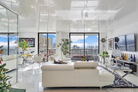 Купить кондоминиум в Авентура, Флорида 2 спальни, 118.08м2, № 2048618 - фото 4