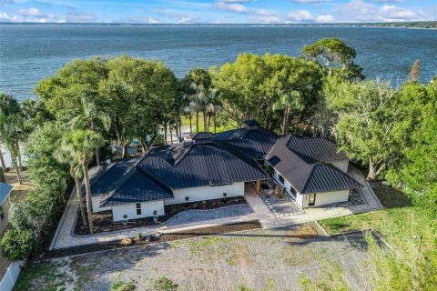Villa ou maison à vendre à Weirsdale, Floride: 4 chambres, 455.13 m2 № 2128975 - photo 5