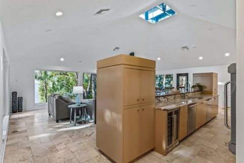 Villa ou maison à vendre à Weirsdale, Floride: 4 chambres, 455.13 m2 № 2128975 - photo 14