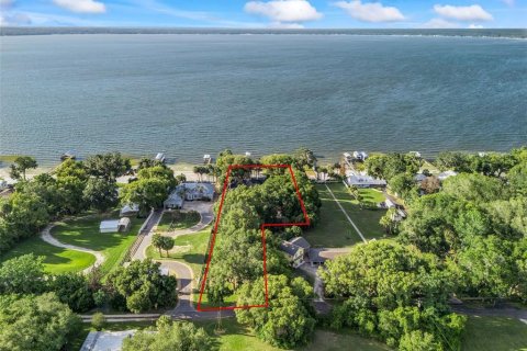 Villa ou maison à vendre à Weirsdale, Floride: 4 chambres, 455.13 m2 № 2128975 - photo 2