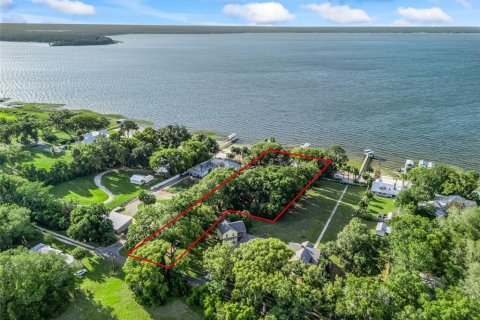Villa ou maison à vendre à Weirsdale, Floride: 4 chambres, 455.13 m2 № 2128975 - photo 3