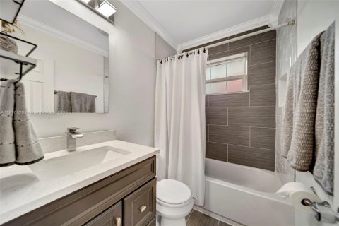Casa en venta en Oakland Park, Florida, 3 dormitorios, 122.63 m2 № 1967468 - foto 21