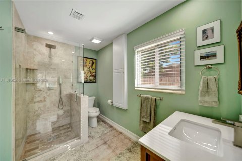 Casa en venta en Oakland Park, Florida, 3 dormitorios, 122.63 m2 № 1967468 - foto 17