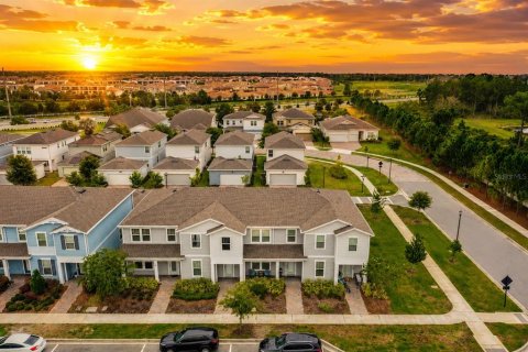 Adosado en venta en Orlando, Florida, 3 dormitorios, 150.5 m2 № 2267110 - foto 2