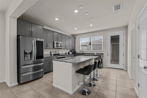 Adosado en venta en Orlando, Florida, 3 dormitorios, 150.5 m2 № 2267110 - foto 12