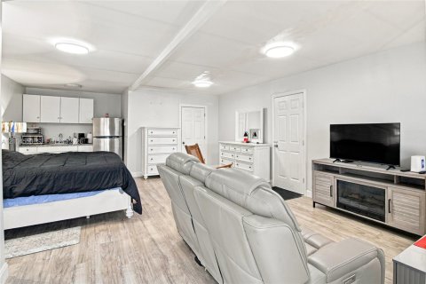Villa ou maison à vendre à Miami, Floride: 5 chambres, 104.05 m2 № 2412042 - photo 27